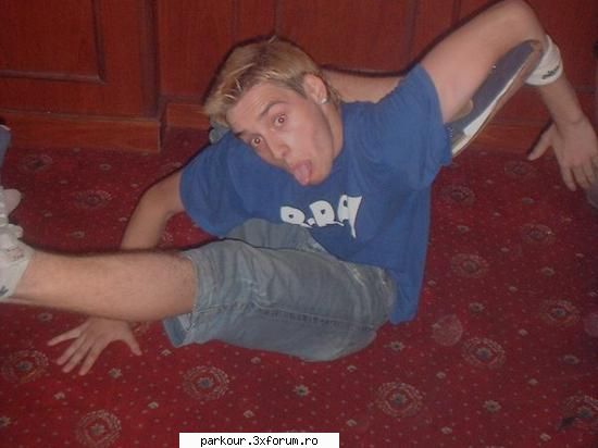 B-Boy Bolo - lolz...:) e bun n-ai c sa zici - --=Break-Dance=--